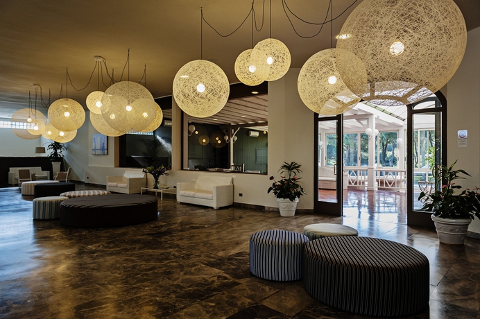 Imagen de los interiores del Hotel Golf Punta Ala. Foto 10