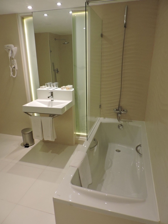 Imagen de la habitación del Hotel Golf Royal. Foto 7