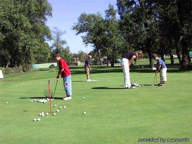 Imagen general del Hotel Golf Yacht Prague. Foto 4