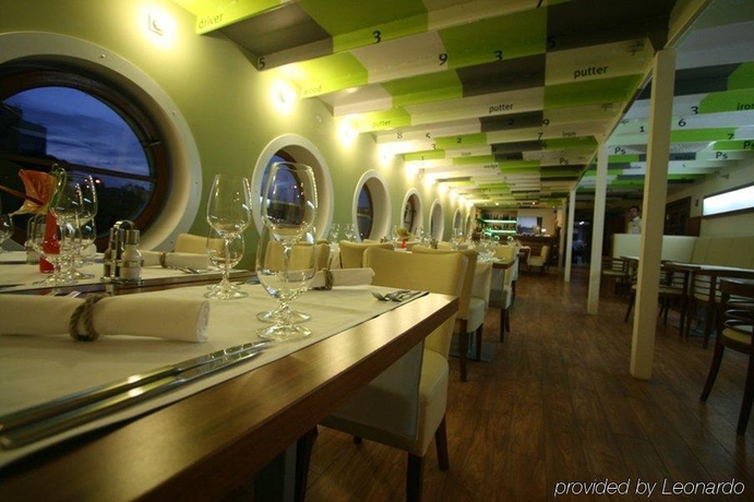 Imagen general del Hotel Golf Yacht Prague. Foto 11