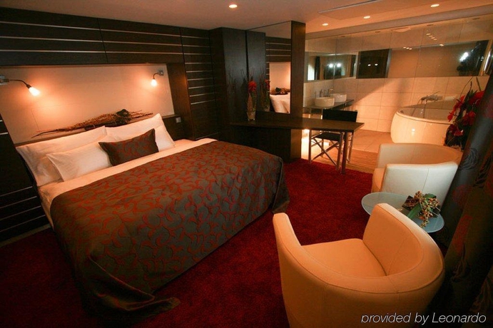 Imagen general del Hotel Golf Yacht Prague. Foto 14