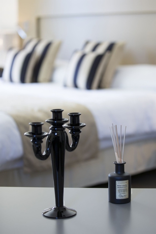 Imagen de la habitación del Hotel Golf and Spa Château De La Bégude, The Originals Collection. Foto 7