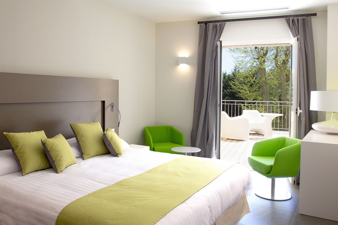 Imagen de la habitación del Hotel Golf and Spa Château De La Bégude, The Originals Collection. Foto 9