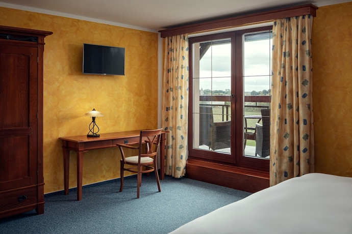 Imagen de la habitación del Hotel Golf and Spa Resort Kunětická Hora. Foto 9