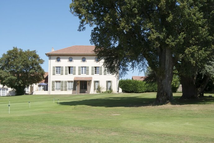 Imagen general del Hotel Golf de Saint Junien. Foto 7