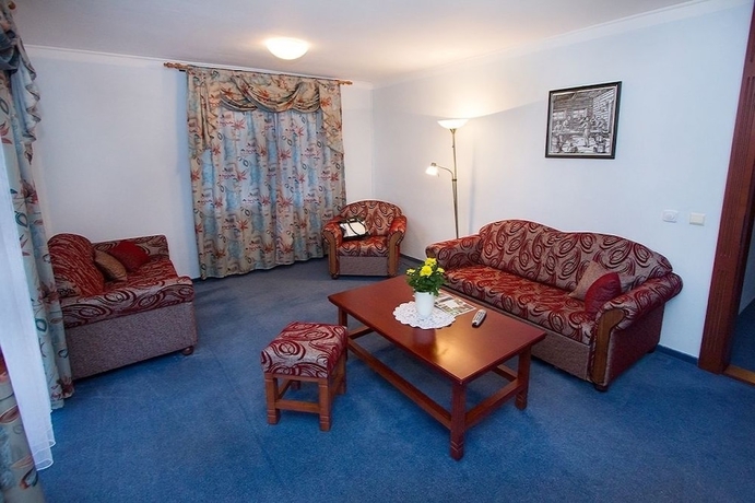 Imagen de la habitación del Hotel Golfer. Foto 7