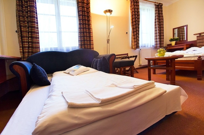 Imagen de la habitación del Hotel Golfer. Foto 13
