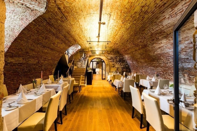 Imagen del bar/restaurante del Hotel Golfhotel Schloss Reichmannsdorf. Foto 9