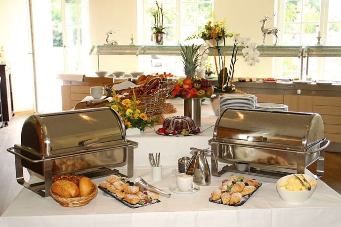 Imagen del bar/restaurante del Hotel Golfhotel Schloss Reichmannsdorf. Foto 15