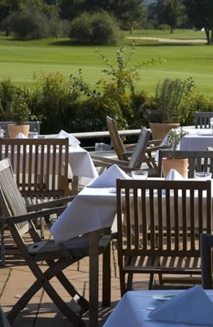 Imagen del bar/restaurante del Hotel Golfhotel and Restaurant Lindenhof. Foto 6