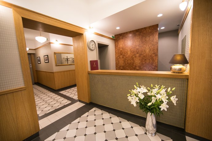 Imagen de los interiores del Hotel Golfi. Foto 16