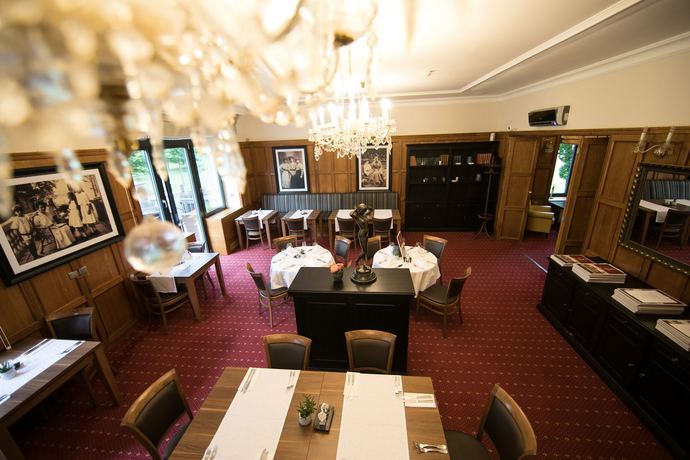 Imagen del bar/restaurante del Hotel Golfi. Foto 3
