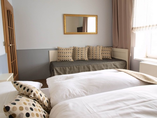 Imagen de la habitación del Hotel Golfi. Foto 10