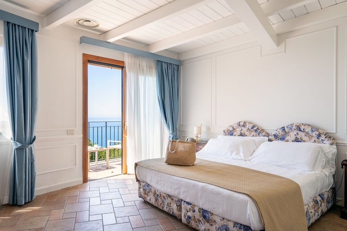 Imagen de la habitación del Hotel Golfo Dei Poeti Relais and Spa. Foto 8
