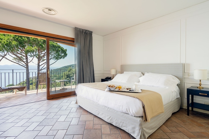 Imagen de la habitación del Hotel Golfo Dei Poeti Relais and Spa. Foto 10