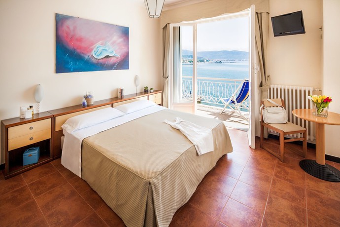 Imagen de la habitación del Hotel Golfo e Palme. Foto 6