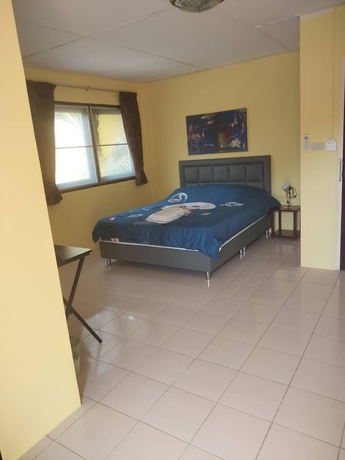 Imagen de la habitación del Hotel Golf-sea-city Guest House. Foto 10