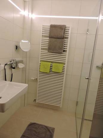 Imagen de la habitación del Hotel Golf-tennis-wellnesshotel Mori. Foto 7