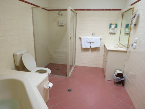 Imagen de la habitación del Hotel Golfview Lodge. Foto 5