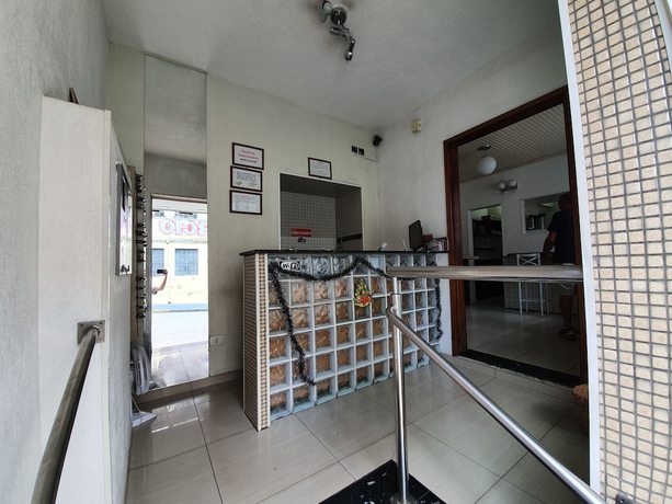 Imagen de los interiores del Hotel Goll. Foto 19