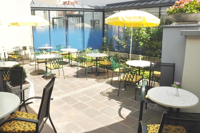 Imagen de los exteriores del Hotel Gollner. Foto 12