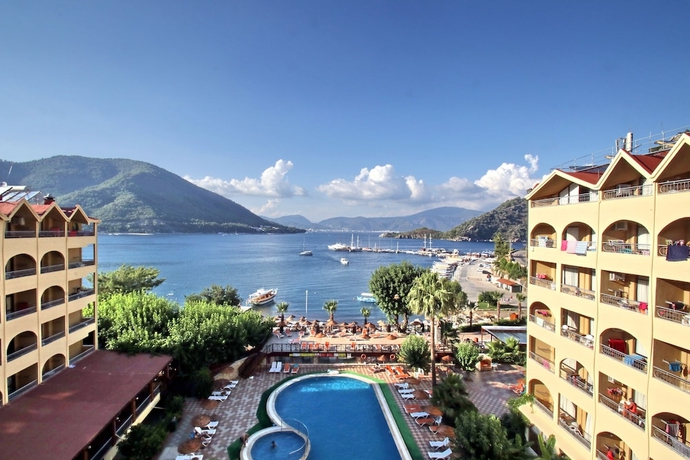 Imagen general del Hotel Golmar Beach. Foto 1