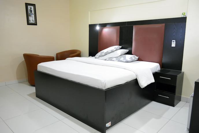 Imagen de la habitación del Hotel Golphins Suites ands. Foto 13