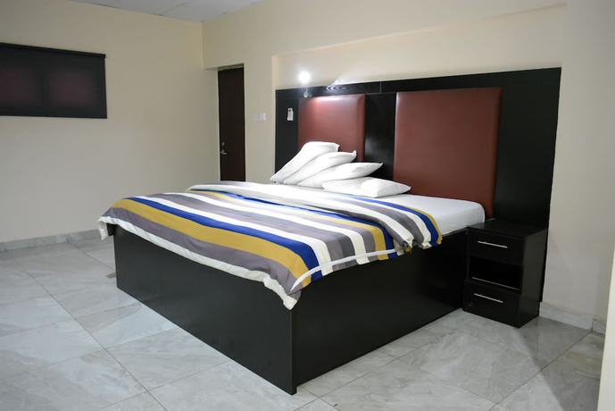 Imagen de la habitación del Hotel Golphins Suites ands. Foto 14