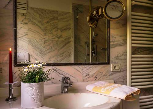 Imagen de la habitación del Hotel Golserhof, Merano. Foto 10