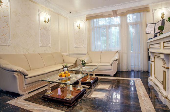 Imagen de los interiores del Hotel Goluboe ozero. Foto 18