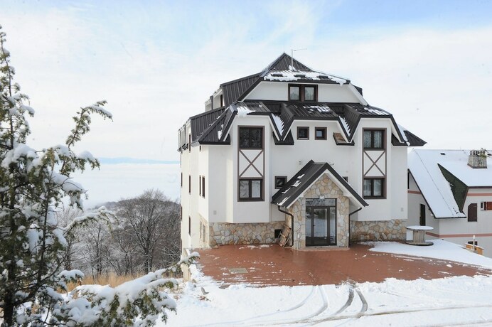 Imagen general del Hotel Gomakop Apartments. Foto 8