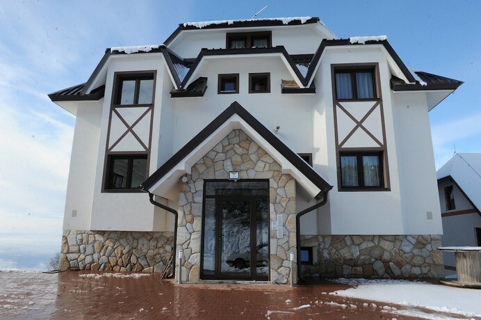 Imagen general del Hotel Gomakop Apartments. Foto 11