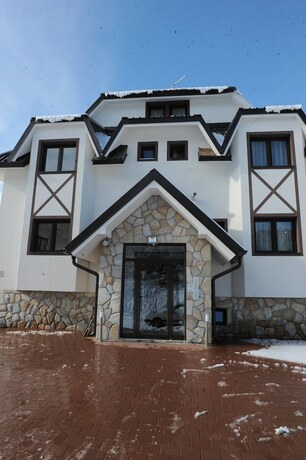 Imagen general del Hotel Gomakop Apartments. Foto 13