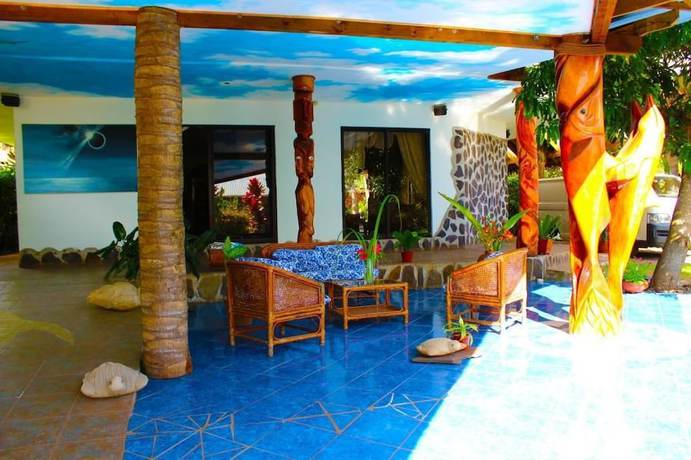 Imagen de los interiores del Hotel Gomero, Isla de Pascua. Foto 18