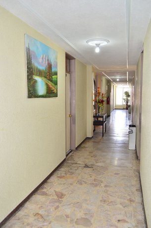 Imagen de los interiores del Hotel Gomez. Foto 10