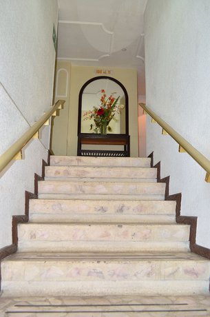 Imagen de los interiores del Hotel Gomez. Foto 13