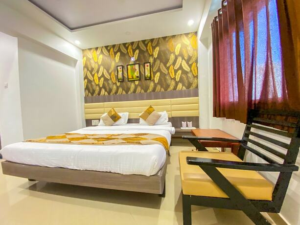 Imagen de la habitación del Hotel Gomti. Foto 26