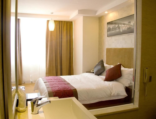 Imagen de la habitación del Hotel Gondola T G C. Foto 13
