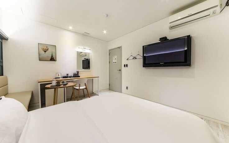 Imagen de la habitación del Hotel Gonjiam Yaja. Foto 20