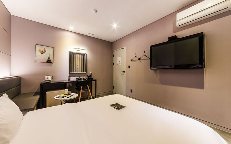 Imagen de la habitación del Hotel Gonjiam Yaja. Foto 35