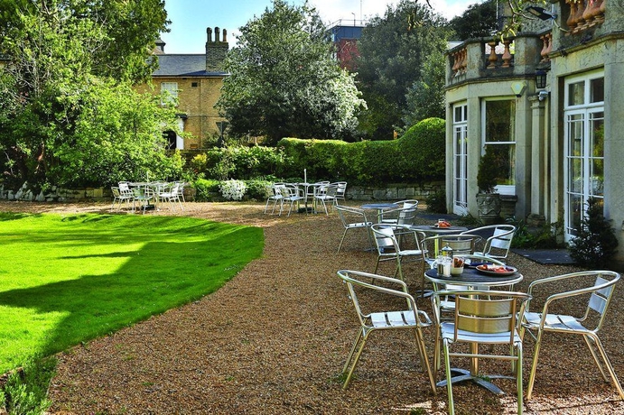 Imagen del bar/restaurante del Hotel Gonville. Foto 3