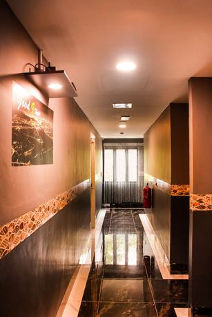 Imagen de los interiores del Hotel Good 9. Foto 18