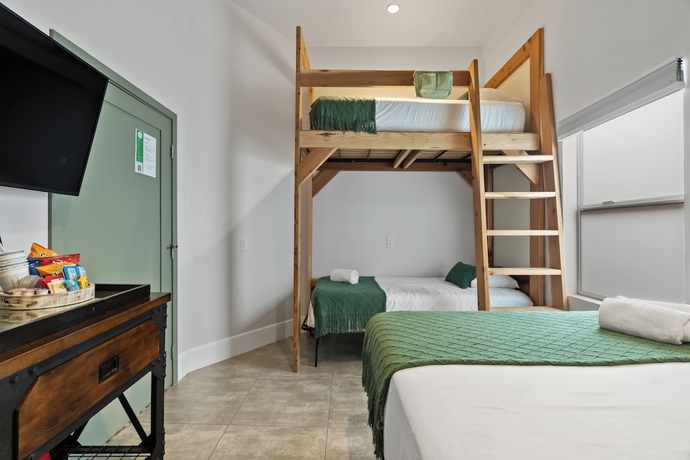 Imagen de la habitación del Hotel Good Life Vacation Rental Resort. Foto 7