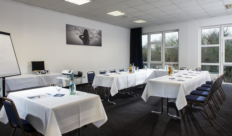 Imagen de los interiores del Hotel Good Morning + Bad Oldesloe. Foto 13