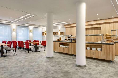 Imagen del bar/restaurante del Hotel Good Morning+ Halle Leipzig. Foto 12