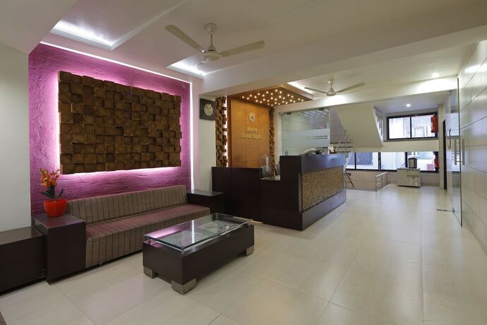 Imagen general del Hotel Good Night, Ahmedabad. Foto 7
