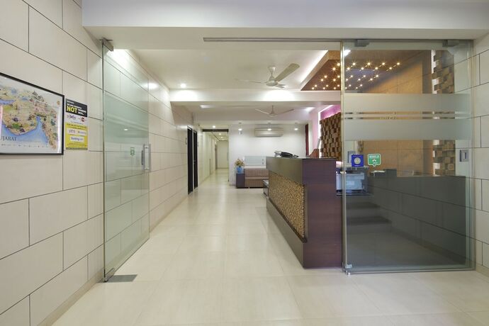 Imagen general del Hotel Good Night, Ahmedabad. Foto 8