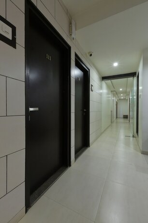 Imagen general del Hotel Good Night, Ahmedabad. Foto 10