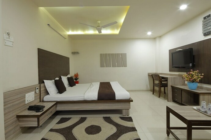 Imagen de la habitación del Hotel Good Night, Ahmedabad. Foto 23