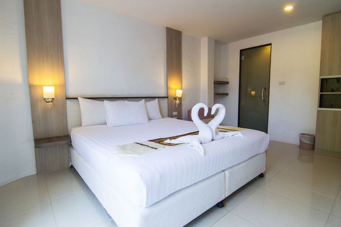 Imagen de los exteriores del Hotel Good Night Cha-am Minitel. Foto 10